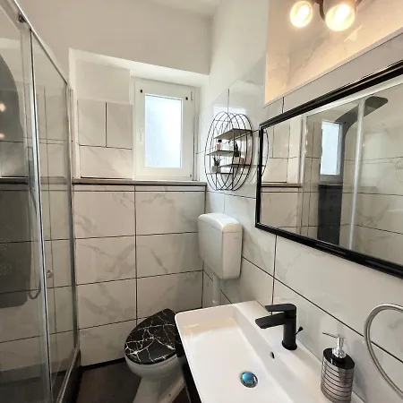 Sunny Side Apartament