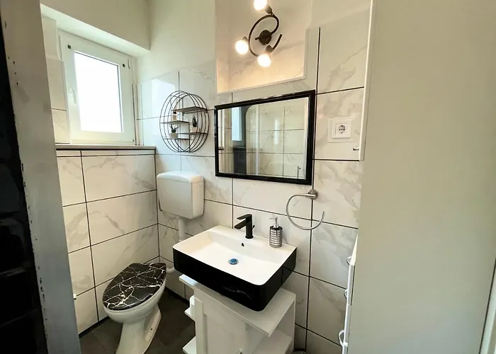 Sunny Side Apartman Zára